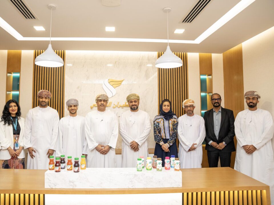 Oman Air Signs Partnership with Mazoon Dairy for Locally-Sourced Products